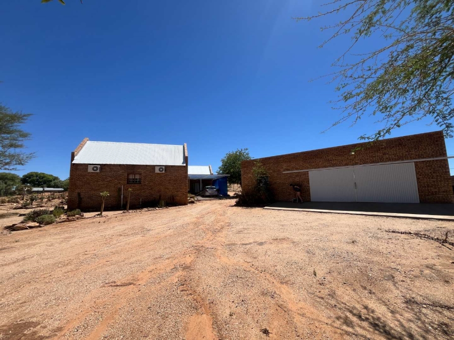 3 Bedroom Property for Sale in Kakamas Northern Cape